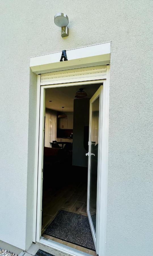 Aranygesztenye Apartmanhaz Balatonudvari Exterior foto